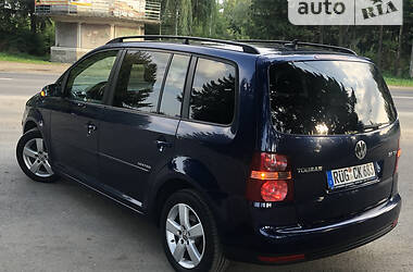 Универсал Volkswagen Touran 2008 в Самборе