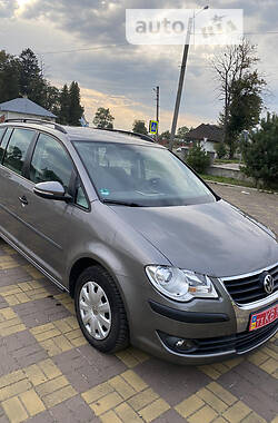 Минивэн Volkswagen Touran 2009 в Самборе