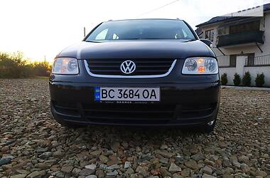 Минивэн Volkswagen Touran 2004 в Самборе