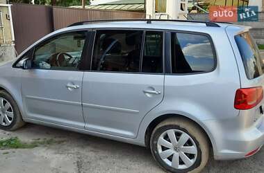 Volkswagen Touran 2012