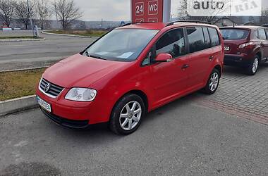 Минивэн Volkswagen Touran 2006 в Бучаче