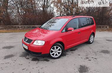 Минивэн Volkswagen Touran 2006 в Бучаче