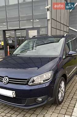 Микровэн Volkswagen Touran 2015 в Львове