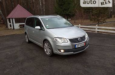 Минивэн Volkswagen Touran 2007 в Маневичах