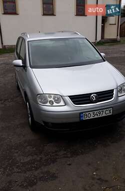 Минивэн Volkswagen Touran 2004 в Львове