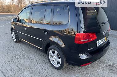 Универсал Volkswagen Touran 2011 в Львове