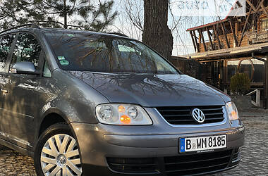 Универсал Volkswagen Touran 2003 в Самборе