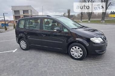 Универсал Volkswagen Touran 2009 в Виннице