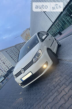 Минивэн Volkswagen Touran 2011 в Хмельницком