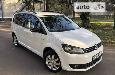 Volkswagen Touran 2012