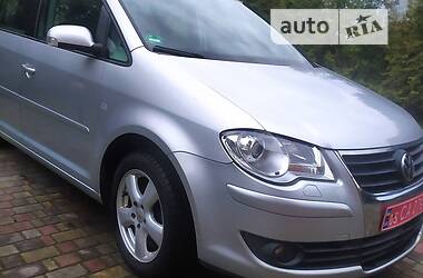 Минивэн Volkswagen Touran 2007 в Луцке