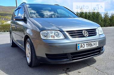 Минивэн Volkswagen Touran 2003 в Виноградове