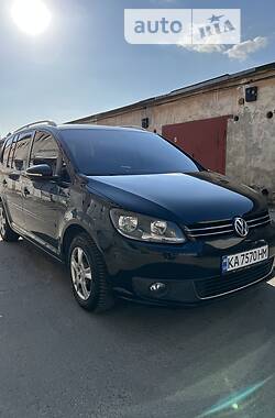 Volkswagen Touran 2013