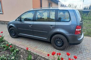 Минивэн Volkswagen Touran 2004 в Луцке