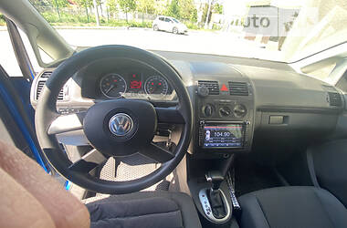 Мінівен Volkswagen Touran 2005 в Одесі