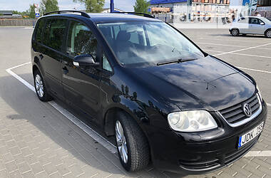 Минивэн Volkswagen Touran 2004 в Ковеле