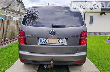 Минивэн Volkswagen Touran 2007 в Ратным