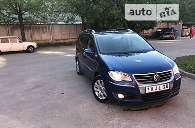 Универсал Volkswagen Touran 2007 в Тернополе