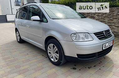 Универсал Volkswagen Touran 2006 в Ужгороде