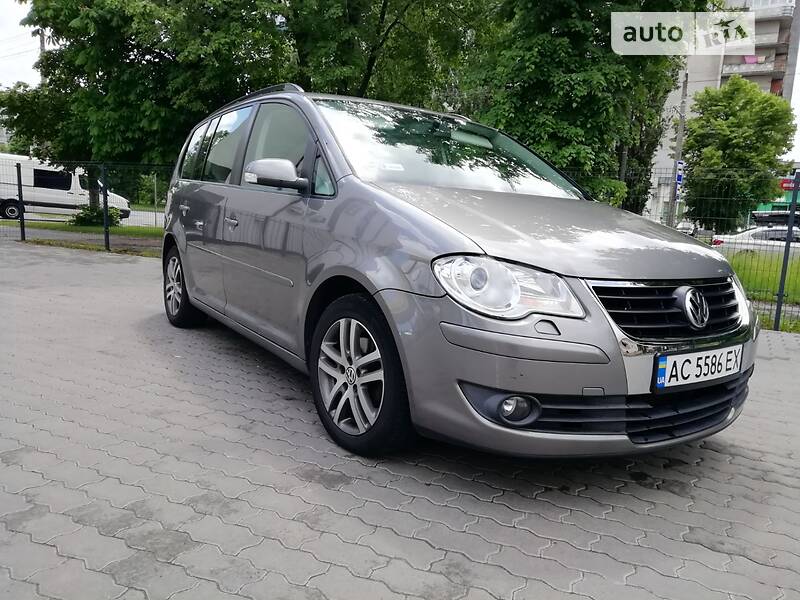 Универсал Volkswagen Touran 2008 в Луцке