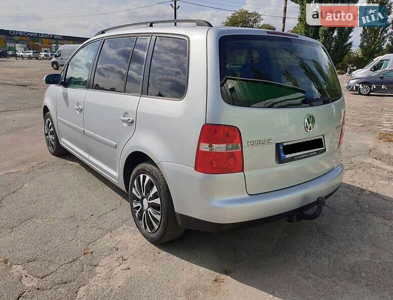 Мінівен Volkswagen Touran 2003 в Києві фото 3 Мінівен Volkswagen Touran 2003 в Києві