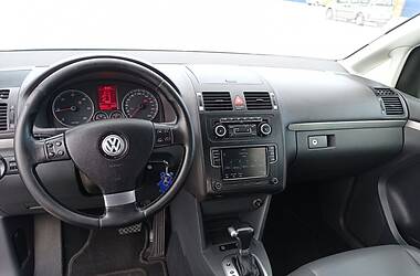 Минивэн Volkswagen Touran 2007 в Нововолынске