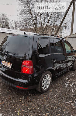 Универсал Volkswagen Touran 2009 в Могилев-Подольске