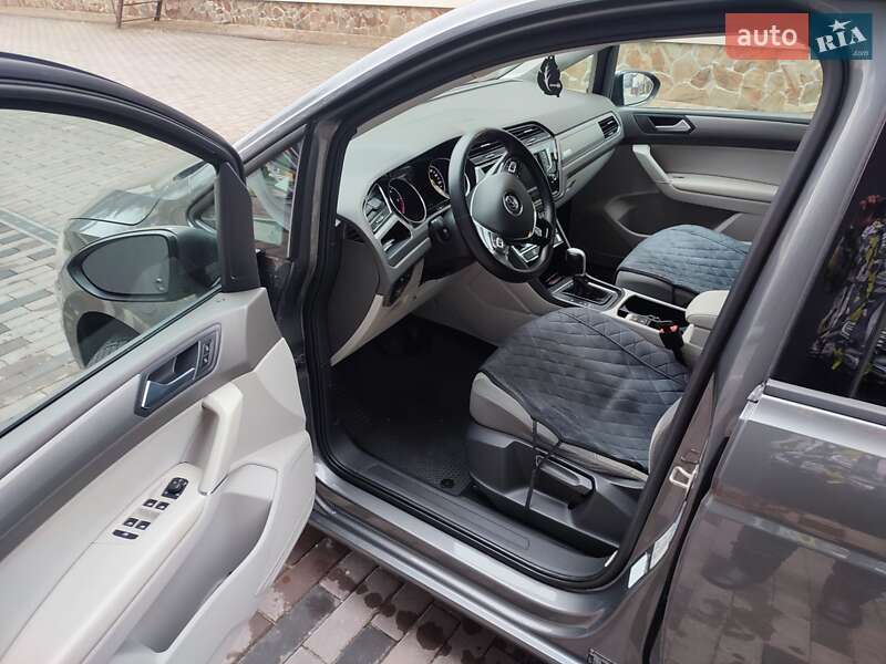 Мікровен Volkswagen Touran 2015 в Львові