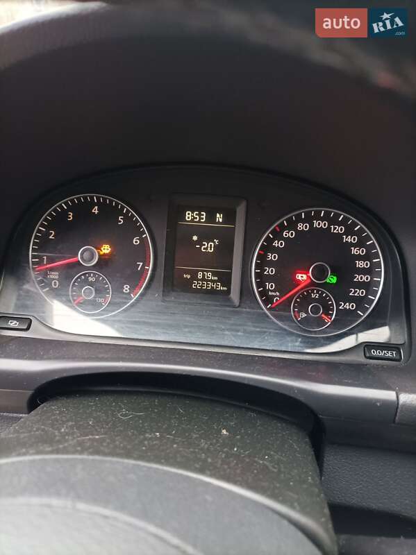 Минивэн Volkswagen Touran 2010 в Киеве фото 8 Минивэн Volkswagen Touran 2010 в Киеве