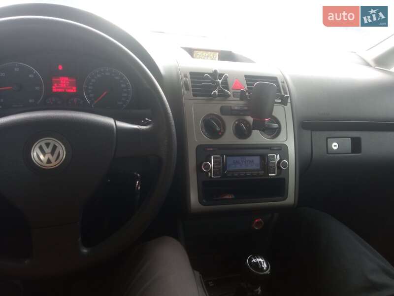 Минивэн Volkswagen Touran 2009 в Самборе