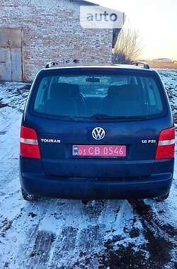Минивэн Volkswagen Touran 2003 в 
