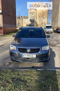 Минивэн Volkswagen Touran 2007 в Богородчанах