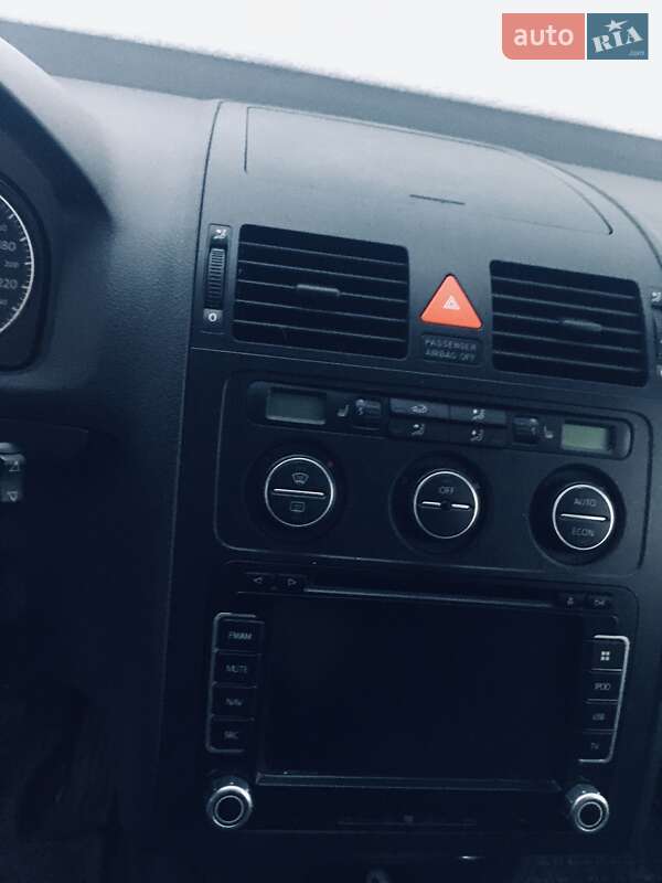 Минивэн Volkswagen Touran 2005 в Луцке