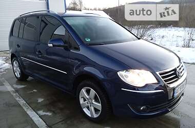 Минивэн Volkswagen Touran 2007 в Косове