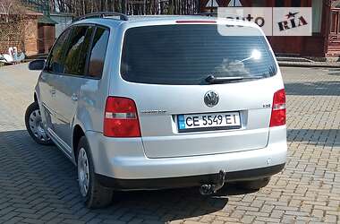Мінівен Volkswagen Touran 2003 в Чернівцях