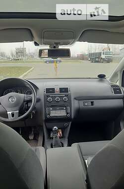 Микровэн Volkswagen Touran 2013 в Буче