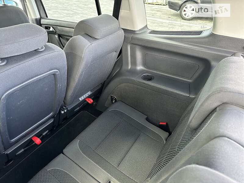 Мікровен Volkswagen Touran 2011 в Луцьку
