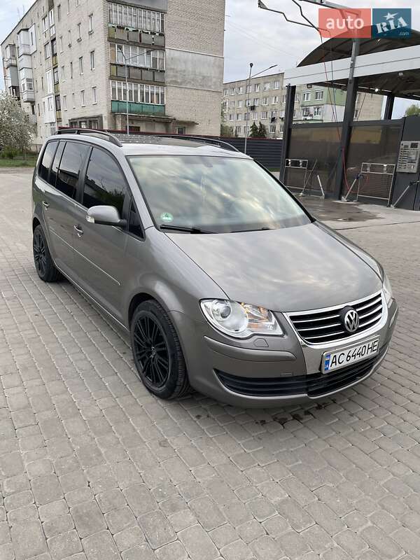 Volkswagen Touran 2008