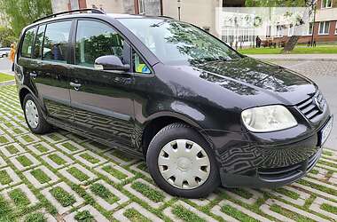 Минивэн Volkswagen Touran 2004 в Луцке