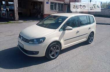 Volkswagen Touran 2012