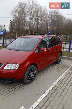 Минивэн Volkswagen Touran 2003 в Староконстантинове