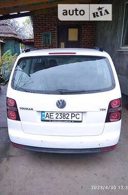 Мінівен Volkswagen Touran 2008 в 