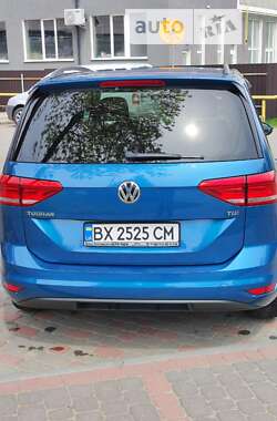 Микровэн Volkswagen Touran 2016 в 
