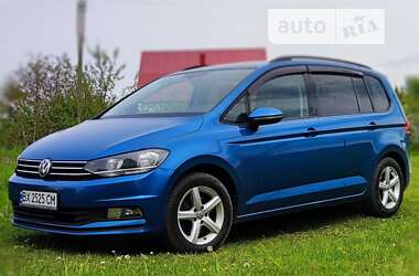 Микровэн Volkswagen Touran 2016 в Хмельницком