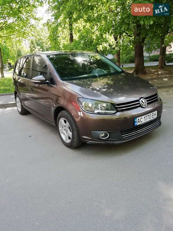 Микровэн Volkswagen Touran 2012 в Луцке