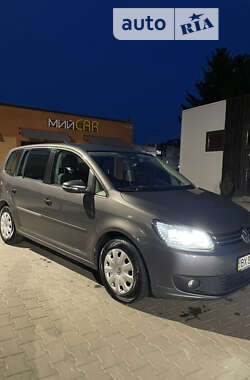 Микровэн Volkswagen Touran 2012 в Хмельницком