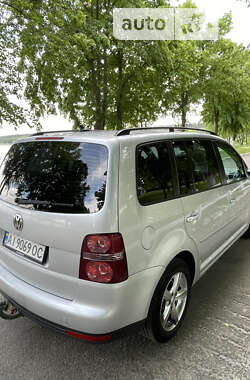 Минивэн Volkswagen Touran 2008 в 