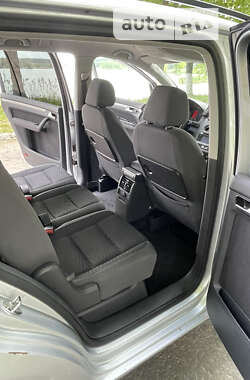 Минивэн Volkswagen Touran 2008 в 