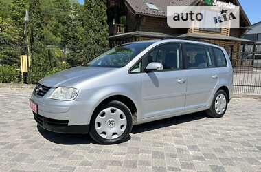 Минивэн Volkswagen Touran 2005 в 