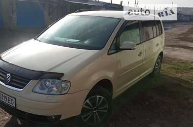 Мінівен Volkswagen Touran 2006 в Вільногірську